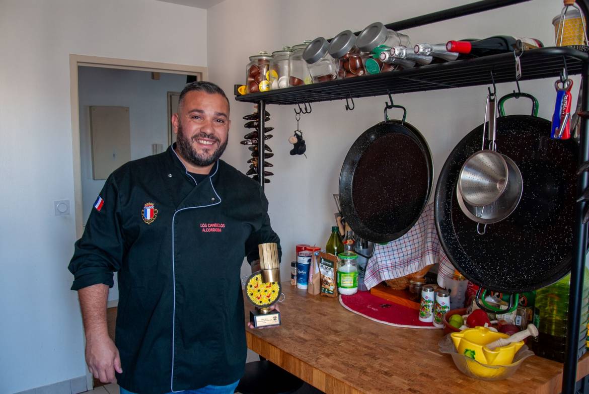 Le Villeurbannais Alexandre Cordoba a été sacré champion de France de paëlla 2025.